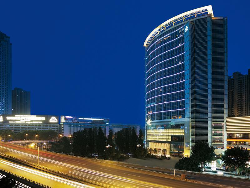 New World Wuhan Hotel Exterior photo